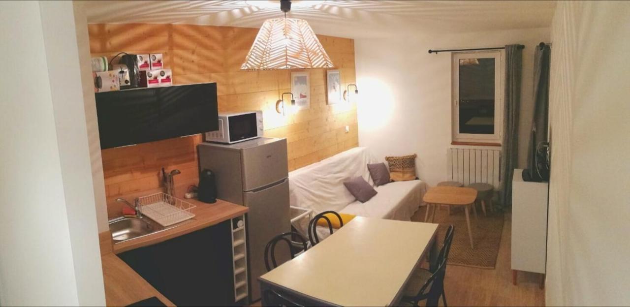 Appartement 3 Pieces, 2 Chambres Au Coeur De La Station Genos Luaran gambar